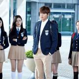 日韓学生高校制服