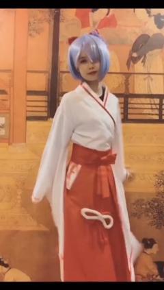 リゼロ ラム レム 巫女服コスプレ衣装『Re:ゼロから始める異世界生活』 巫女衣装 cosplay 仮装 変装(240×423)