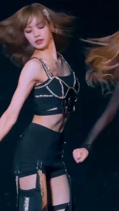 BLACKPINK リサ（LISA） 衣装 通販 「SWALLA LIVE M/V (2021)」 MVダンス服 アイドル服 ステージ服(240×423)