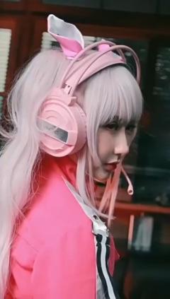 勝利の女神:NIKKE アリス コスプレ衣装(240×423)