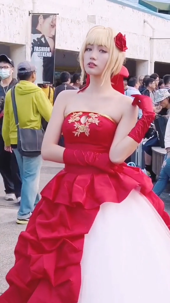 きれいなワンピース  ハロウィンのコスプレ 王女のように美しい 1