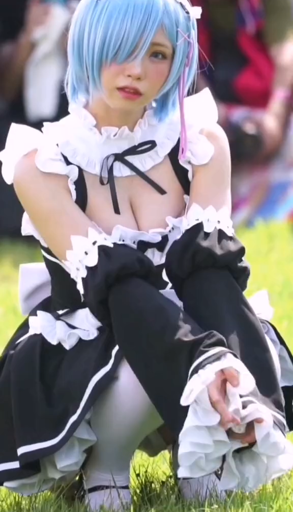 キュートなメイド服コスプレ セクシー コスチューム ハロウィンのコスプレ衣装 0
