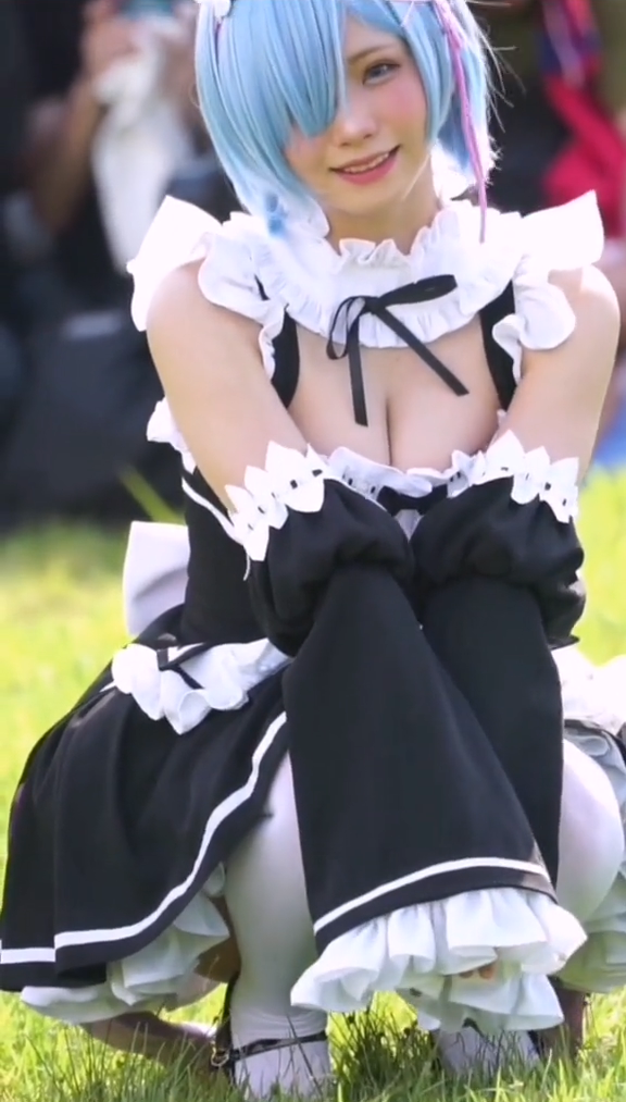 キュートなメイド服コスプレ セクシー コスチューム ハロウィンのコスプレ衣装 3