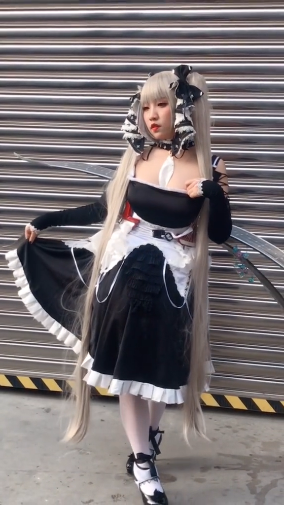 メイド服 コスプレ衣装 ヘアバンド、ワンピース、エプロン、首飾り、ハイソックス、装備の計6点フルセット 4