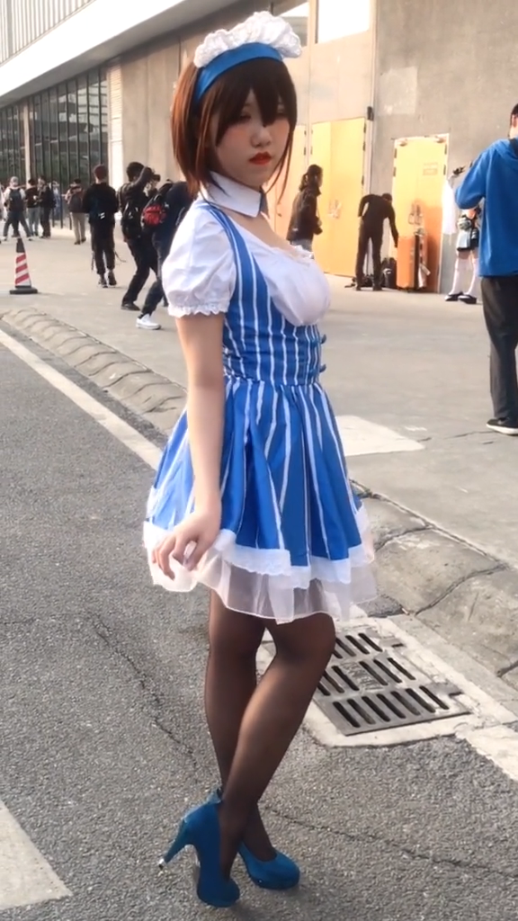 メイド服 コスプレ衣装 藍色のメイド服　ワンピース、ハイヒール、カチューシャ　襟、ストッキング 3