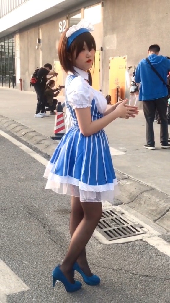 メイド服 コスプレ衣装 藍色のメイド服　ワンピース、ハイヒール、カチューシャ　襟、ストッキング 0