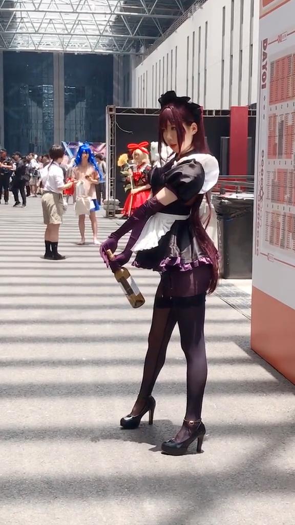 メイド コスプレ衣装 メイド服 セットカチューシャ エプロン 手袋 ストッキング ハイヒール 3