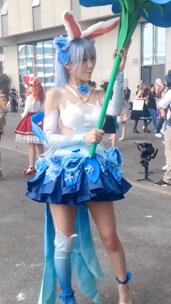 League of Legends アーリ(九尾の狐) コスプレ衣装 セクシー  美しい ワンピース 青いバラのスカート 7