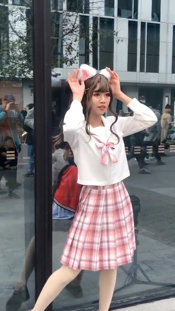 セーラー服 コスプレ衣装 白い上着 ピンク スカート 白いハイソックス ヘッドバンド ネクタイ 5点セット セーラー服 4