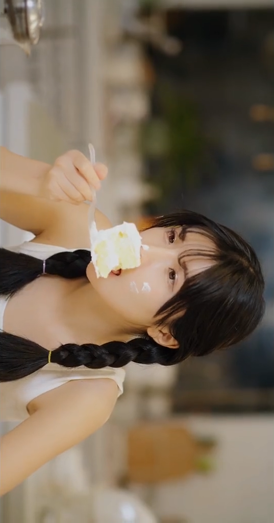 水着 コスプレ衣装 体操 練習着 普段着 白い上着 黒いショーツ 水着 セット 8