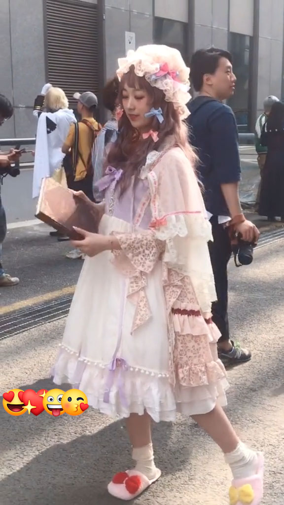 ロリータ服 コスプレ衣装 薄紫色 白 ワンピース 帽子 ハイソックス 髪飾り マント 1