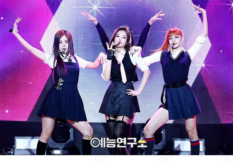 BLACKPINK(ブルピン) リサ ラリサ・マノバン 衣装 通販 「AS IF IT'S YOUR LAST」 MVダンス服 ステージ服 アイドル制服-3