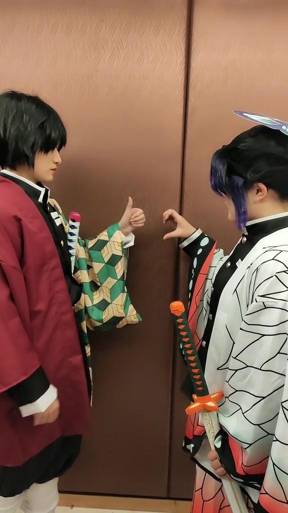 胡蝶しのぶ　冨岡義勇　コスプレ cos:胡蝶しのぶ＆冨岡義勇 いずなさん 月兎さん 2021/04/18