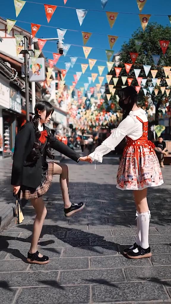 【コスプレ】私たちの友情の強さは?-3