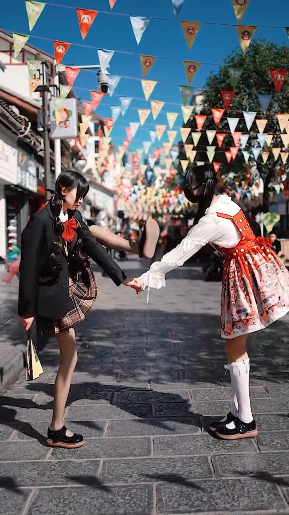 【コスプレ】私たちの友情の強さは?-4