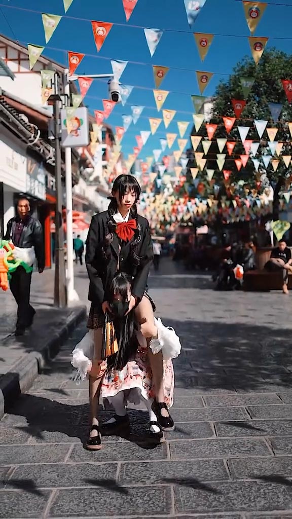 【コスプレ】私たちの友情の強さは?-7