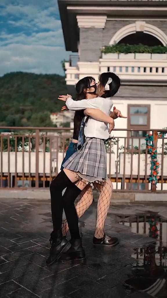 【コスプレ】私たちの友情の強さは?-20