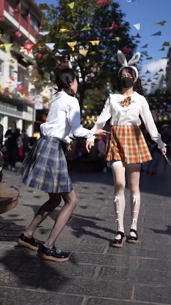 【コスプレ】私たちの友情の強さは?-12