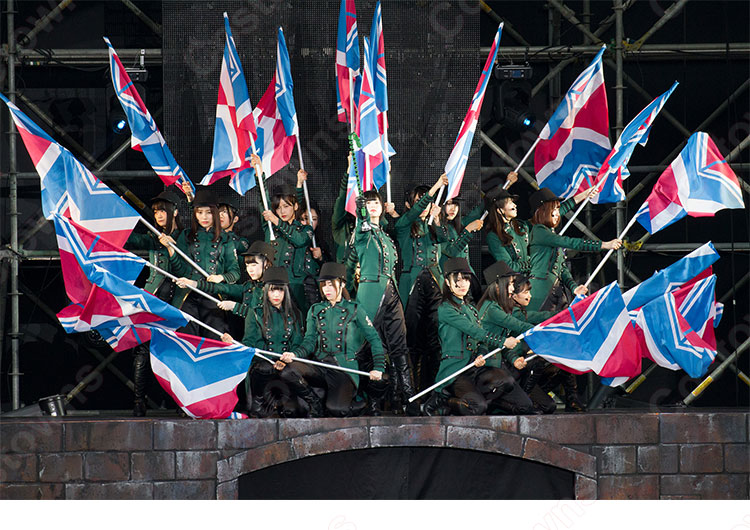 櫻坂46(欅坂46) 初の野外ワンマン・ライブ 「欅共和国 2017」 コスプレ衣装 ダンス服 アイドル制服-1