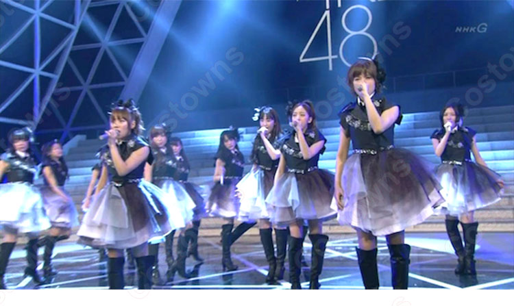 第62回NHK紅白歌合戦 AKB48 風は吹いている コスプレ衣装 ダンス 第62回NHK紅白歌合戦 AKB48 風は吹いている コスプレ衣装 ダンス