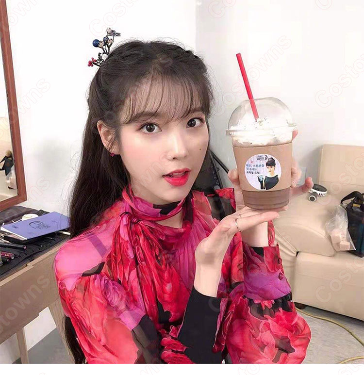 IU(アイユー)風 フローラルプリントブラウス ハーフ(長袖/スカーフ・カラー) スカート(黒)-1