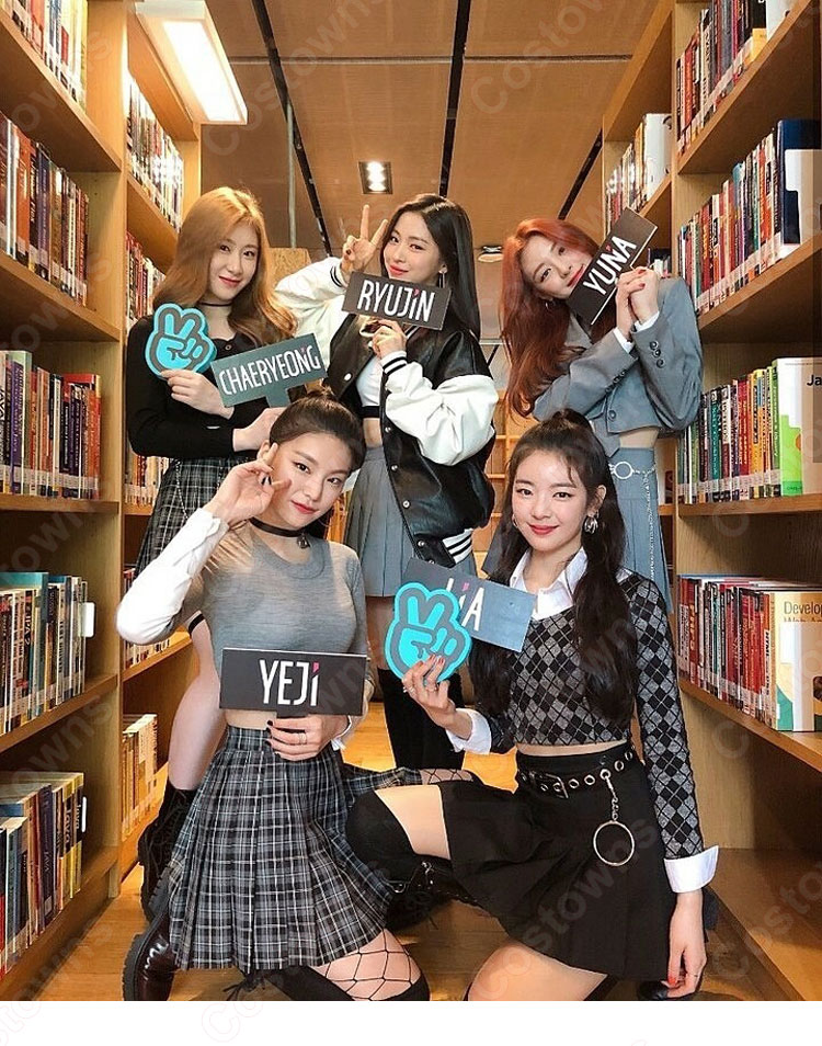 YEJI(イェジ) コスプレ衣装 『ITZY』ステージパフォーマンス同じ仮装 韓国 アイドルスタイル 長袖トップス セクシーなルースミニプリーツスカート 上下セット-2