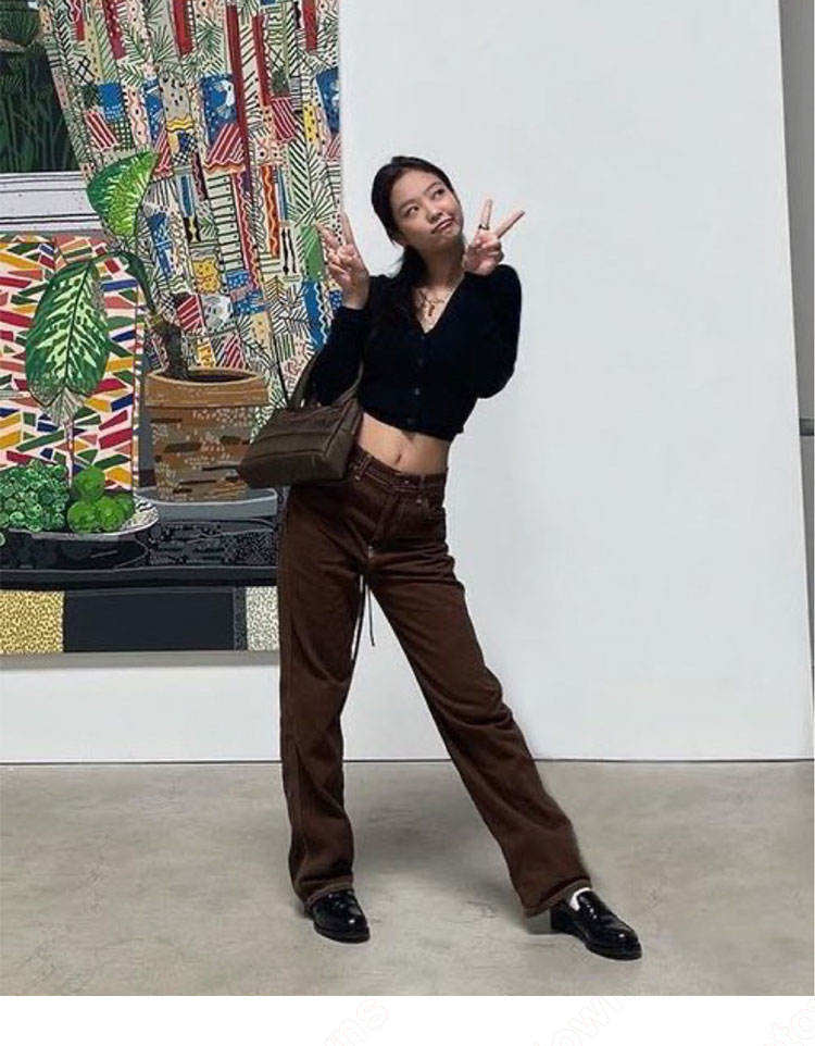 【新品未使用】TAKA ブラック 長袖 Vネック ダンス衣装 Jennie Kim Vネック長袖 BLACKPINK 韓国アイドル グッズ衣装