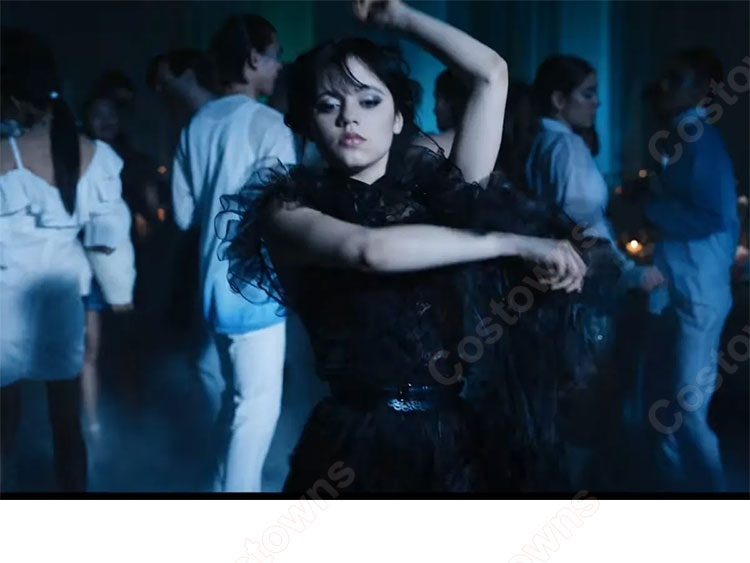 ウェンズデー・アダムス コスプレ衣装 『アダムス・ファミリー』 学校 ダンス 黒ドレス cosplay 仮装 変装-1