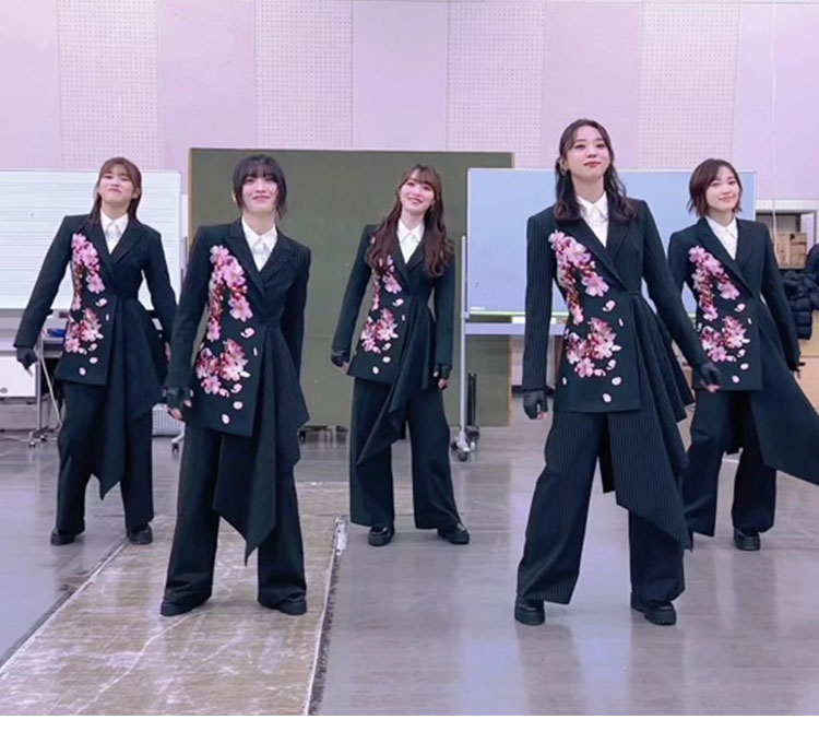 櫻坂46 YOASOBI アイドル ダンス服 コスプレ衣装 紅白歌合戦 櫻坂46 YOASOBI アイドル ダンス服 コスプレ衣装 紅白歌合戦