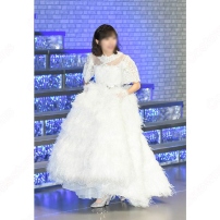 AKB48 渡辺麻友 「渡辺麻友 卒業コンサート～みんなの夢が叶いますように～」 演出服 ライブ衣装 コスプレ衣装 アイドル衣装 純白ドレス(202×202)