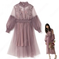 乃木坂46 齋藤飛鳥（さいとう あすか） チュールフラワーレースボリュームスリーブワンピース(202×202)