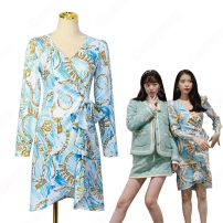 IU（アイユー）風 プリント ワンピース（Vネック / 長袖 / ハイウエスト / ロングスカート / 蝶結び） OL通勤 衣装 『ホテルデルーナ～月明かりの恋人～(호텔 델루나、Hotel Del Luna)』第11話 コスチューム 変装・仮装・コスプレ衣装(202×202)