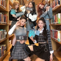 YEJI(イェジ) コスプレ衣装 『ITZY』ステージパフォーマンス同じ仮装 韓国 アイドルスタイル 長袖トップス セクシーなルースミニプリーツスカート 上下セット(202×202)