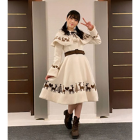 日向坂46 アザトカワイイ歌唱衣装 コスプレ衣装 トナカイ柄白サンタ衣装 アイドル衣装 演出服(202×202)