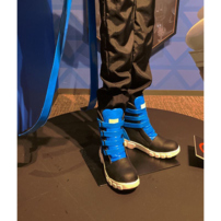 ディズニー ツイステッドワンダーランド展｜ヴィランズから生まれた世界 死者の国の王 イグニハイド寮 イデア・シュラウド コスプレ靴(202×202)